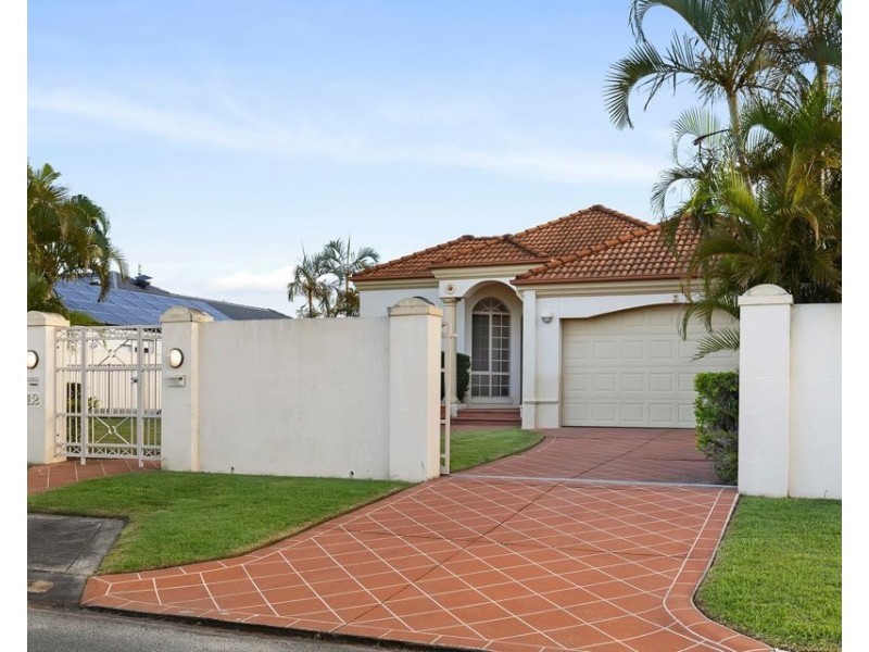 12 Jaeger Way, Benowa Waters QLD 4217