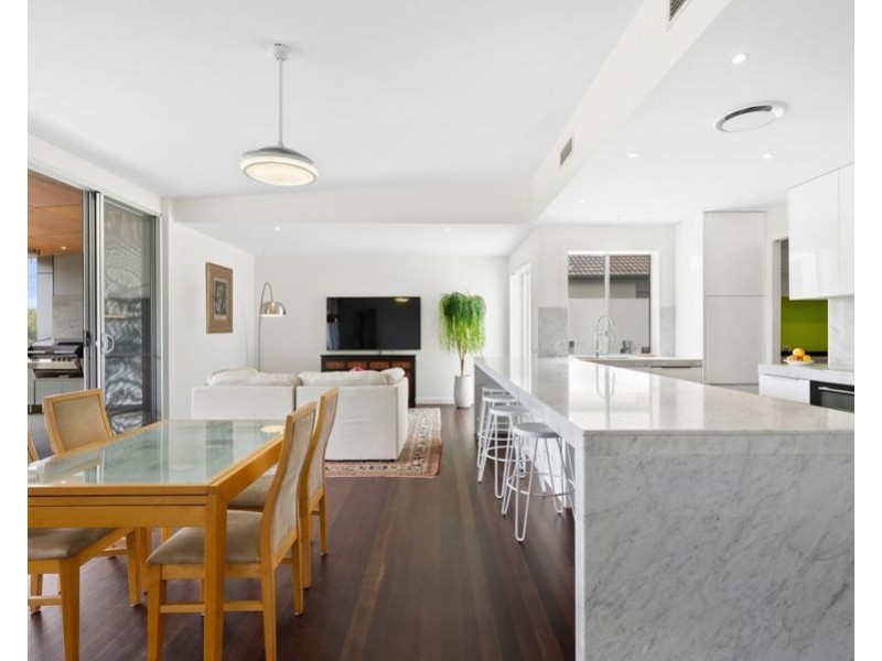 3 Connelly Court, Mudgeeraba QLD 4213