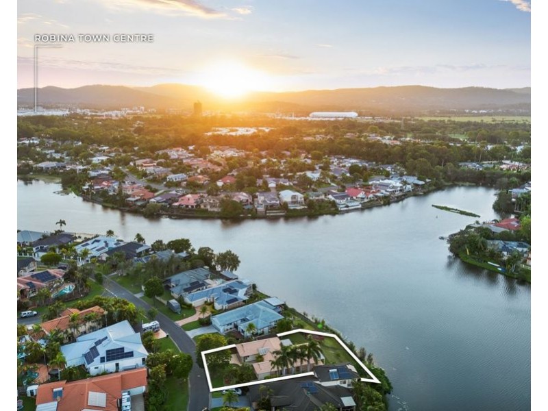 30 Mornington Terrace, Robina QLD 4226