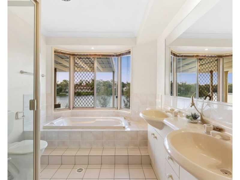 30 Mornington Terrace, Robina QLD 4226