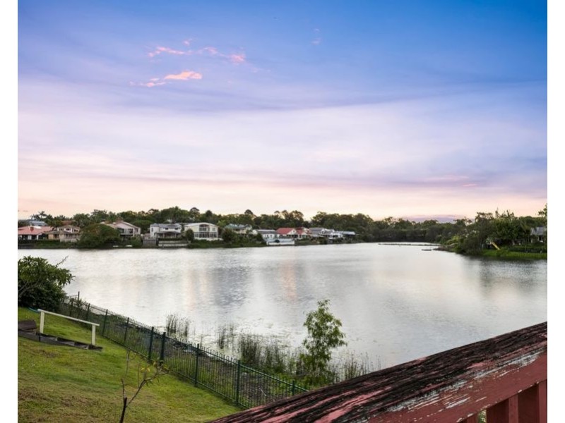 30 Mornington Terrace, Robina QLD 4226