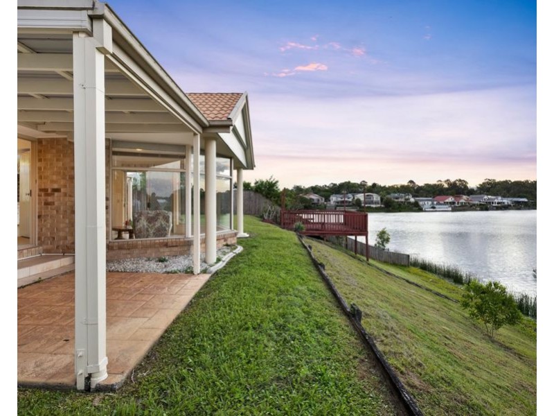 30 Mornington Terrace, Robina QLD 4226