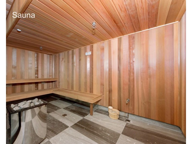 1208/372 Marine Parade, Labrador QLD 4215