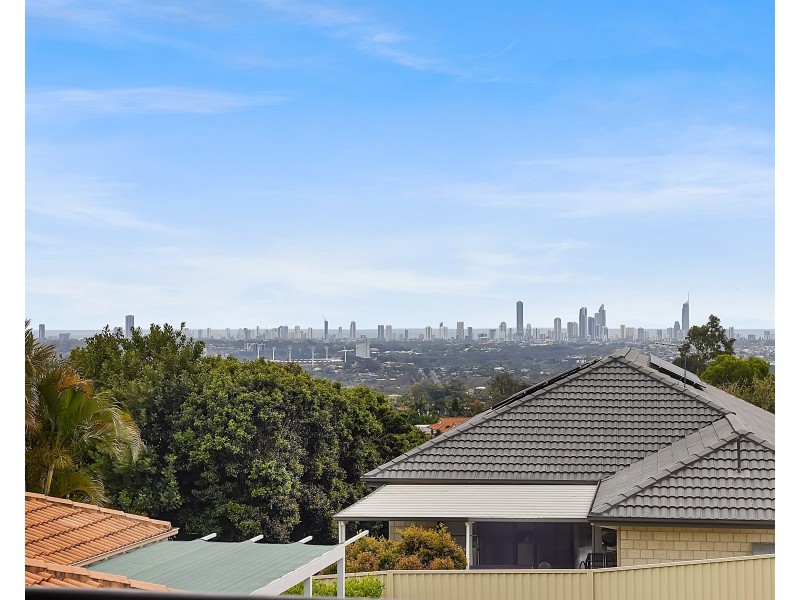 6 Marriott Way, Highland Park QLD 4211