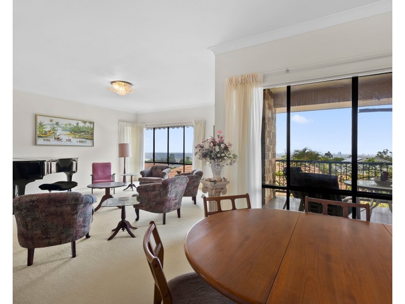 6 Marriott Way, Highland Park QLD 4211