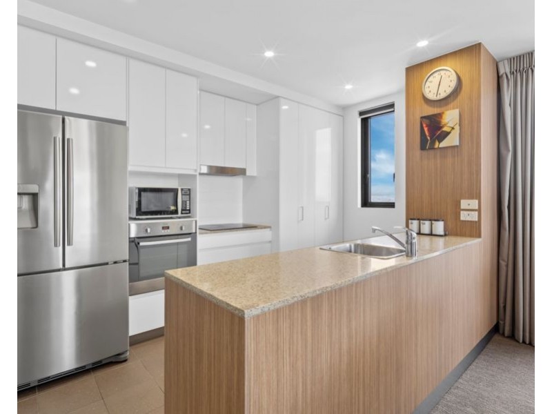 54/2729 Gold Coast Highway, Broadbeach QLD 4218