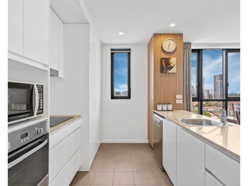 54/2729 Gold Coast Highway, Broadbeach QLD 4218