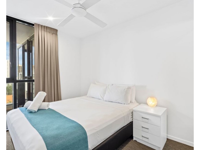 54/2729 Gold Coast Highway, Broadbeach QLD 4218