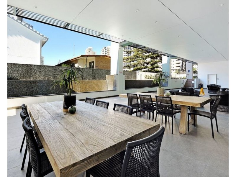 54/2729 Gold Coast Highway, Broadbeach QLD 4218