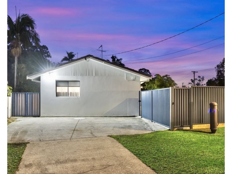 20 Blaxland Avenue, Molendinar QLD 4214