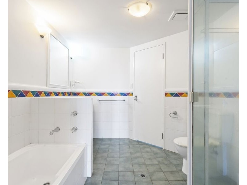 313/5-19 Palm Avenue, Surfers Paradise QLD 4217