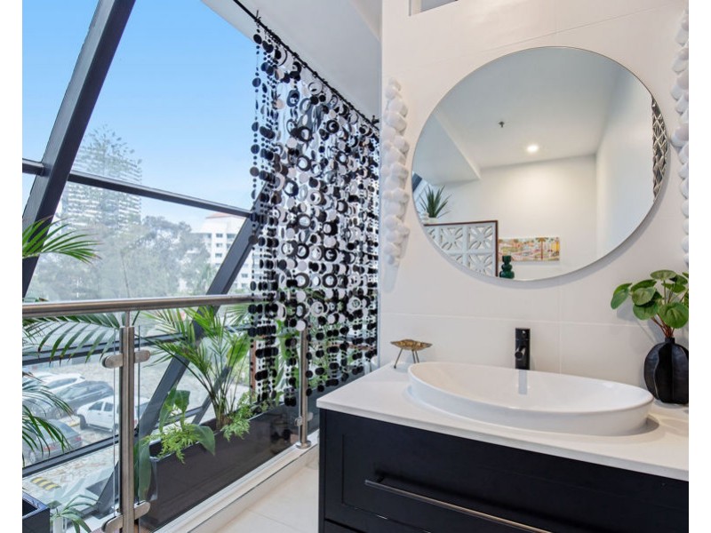 3/3422 Surfers Paradise Blvd, Surfers Paradise QLD 4217