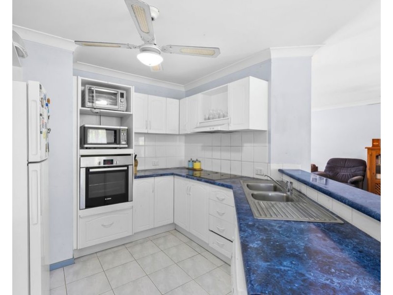 37 Cathedral Avenue, Molendinar QLD 4214