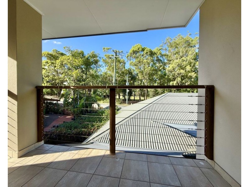 2/82 Slatyer Avenue, Bundall QLD 4217