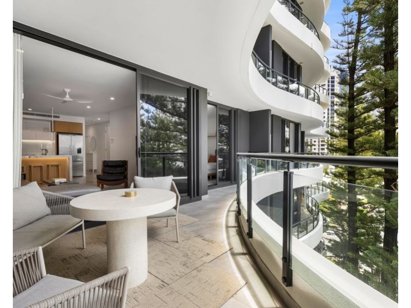 403/95 Old Burleigh Road, Broadbeach QLD 4218