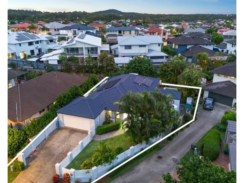 16 Corymbia Way, Molendinar QLD 4214