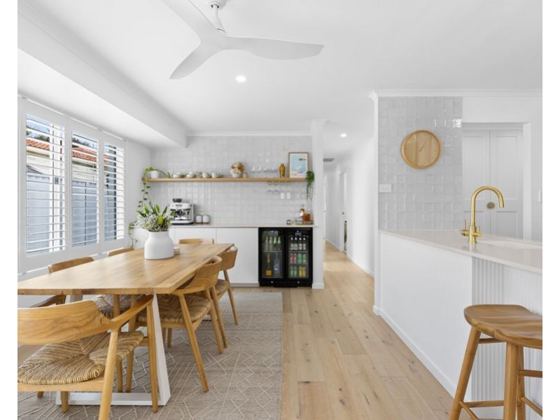 10 Blakehurst Place, Robina QLD 4226