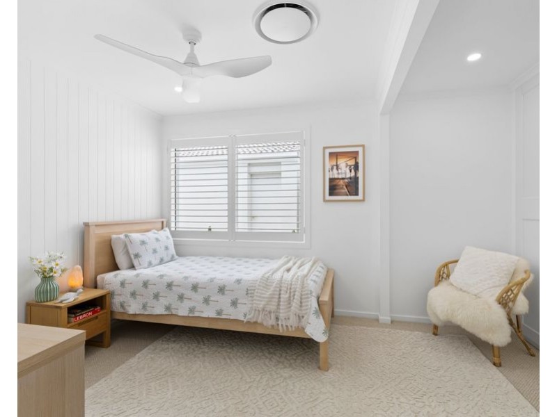 10 Blakehurst Place, Robina QLD 4226