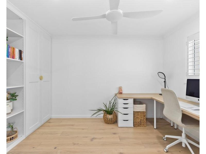 10 Blakehurst Place, Robina QLD 4226