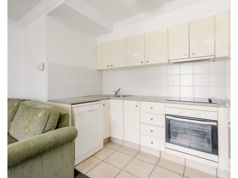 317/9-21 Beach Parade, Surfers Paradise QLD 4217