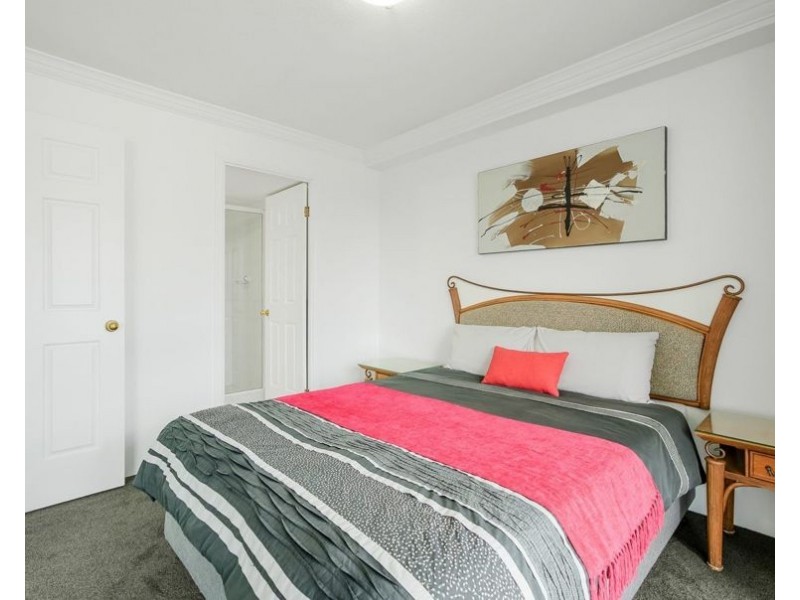 317/9-21 Beach Parade, Surfers Paradise QLD 4217
