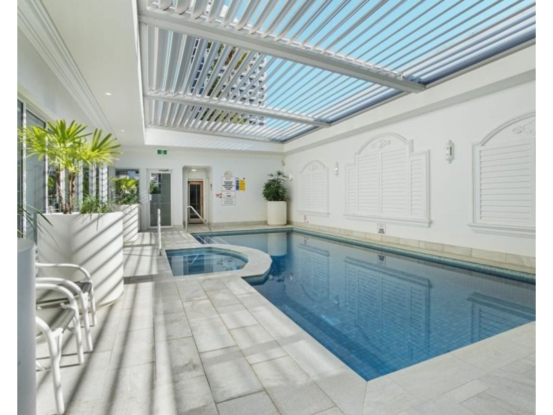 317/9-21 Beach Parade, Surfers Paradise QLD 4217
