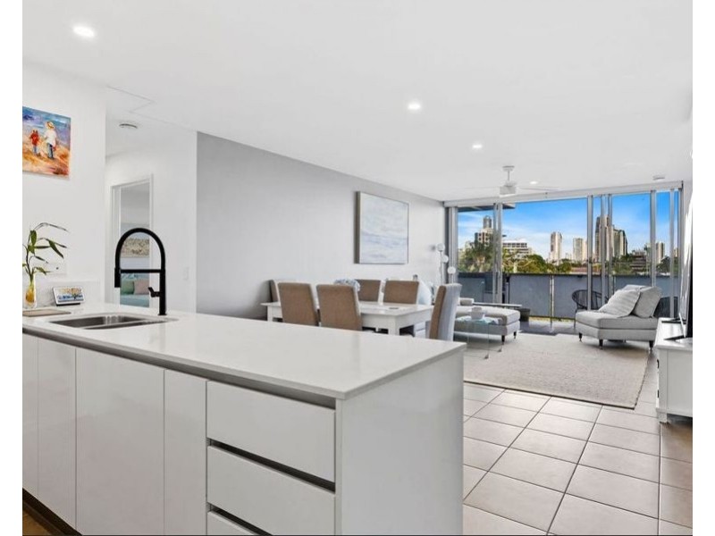 4408/1-7 Waterford Court, Bundall QLD 4217