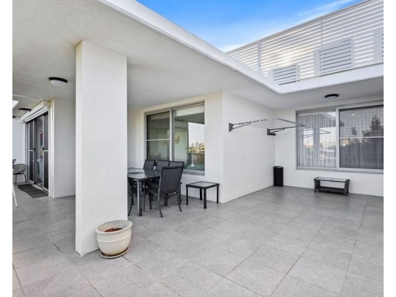 4408/1-7 Waterford Court, Bundall QLD 4217