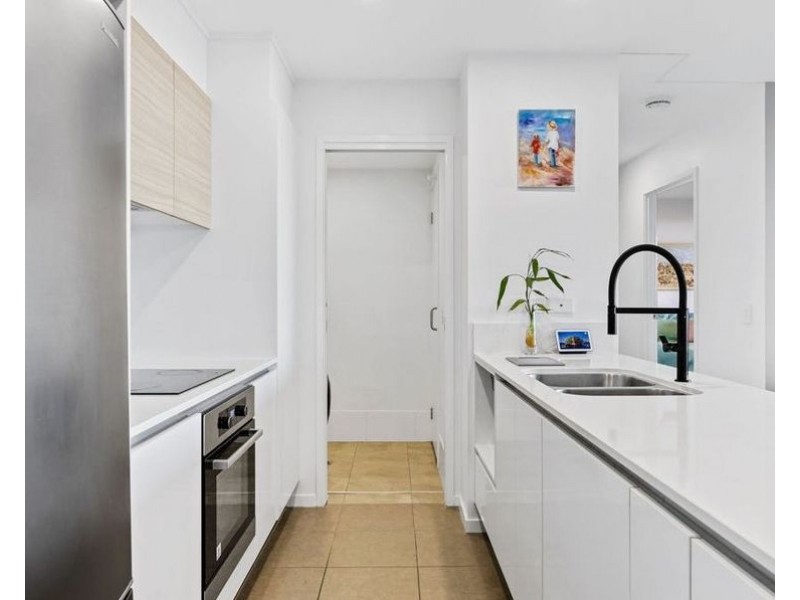 4408/1-7 Waterford Court, Bundall QLD 4217