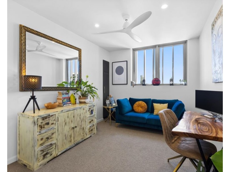 903/14 Cannes Avenue, Surfers Paradise QLD 4217