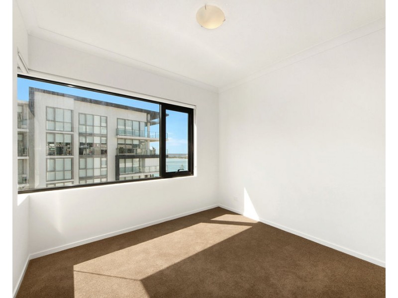 908/372 Marine Parade, Labrador QLD 4215