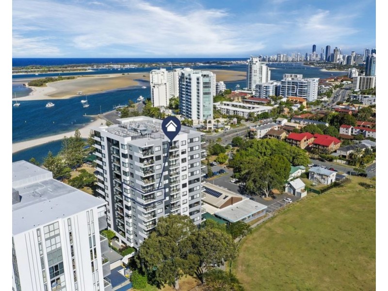 908/372 Marine Parade, Labrador QLD 4215