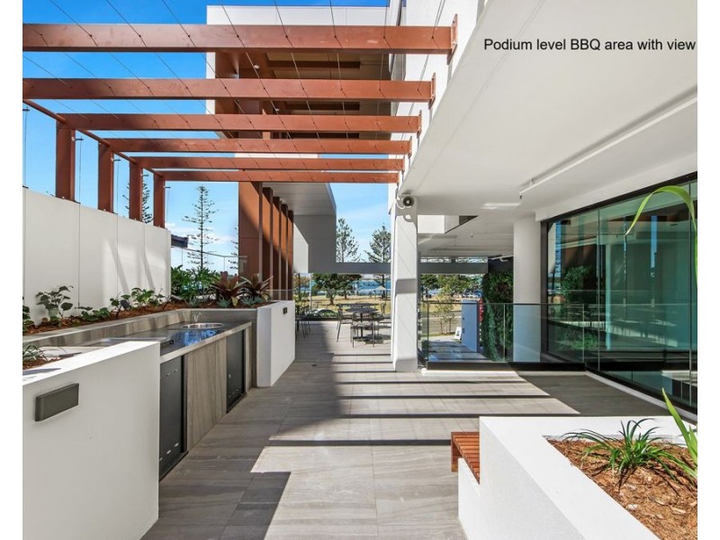 908/372 Marine Parade, Labrador QLD 4215