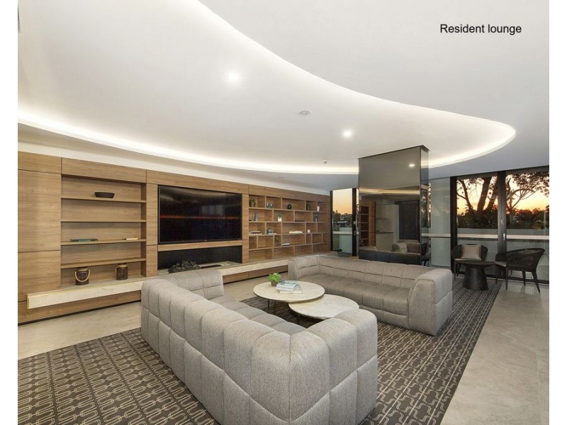 908/372 Marine Parade, Labrador QLD 4215