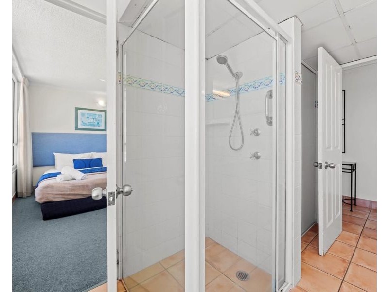1702/44-52 The Esplanade, Surfers Paradise QLD 4217