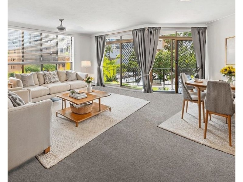 6/24 Second Avenue, Broadbeach QLD 4218