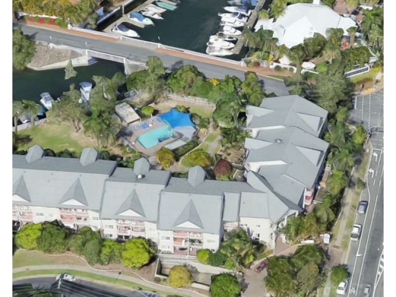 35/37 Bayview Street, Runaway Bay QLD 4216