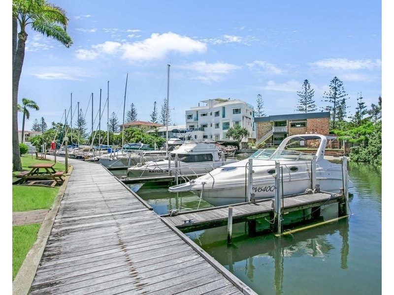 35/37 Bayview Street, Runaway Bay QLD 4216