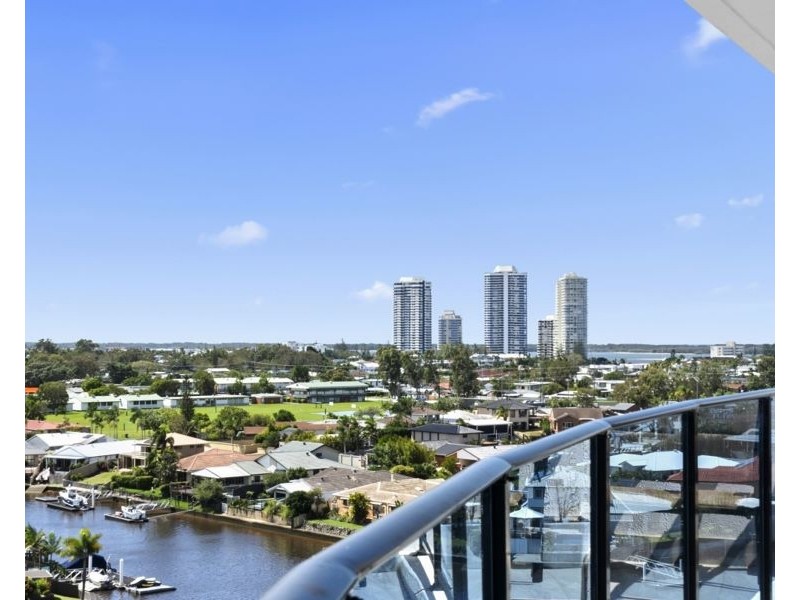 3701/5 Harbour Side Court, Biggera Waters QLD 4216