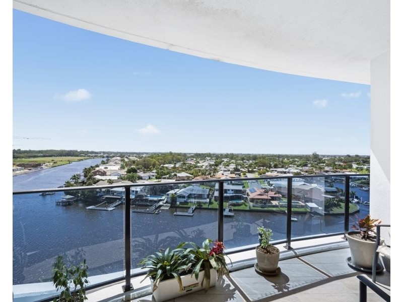 3701/5 Harbour Side Court, Biggera Waters QLD 4216
