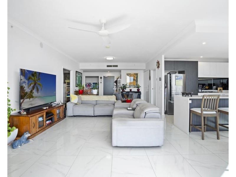 3701/5 Harbour Side Court, Biggera Waters QLD 4216