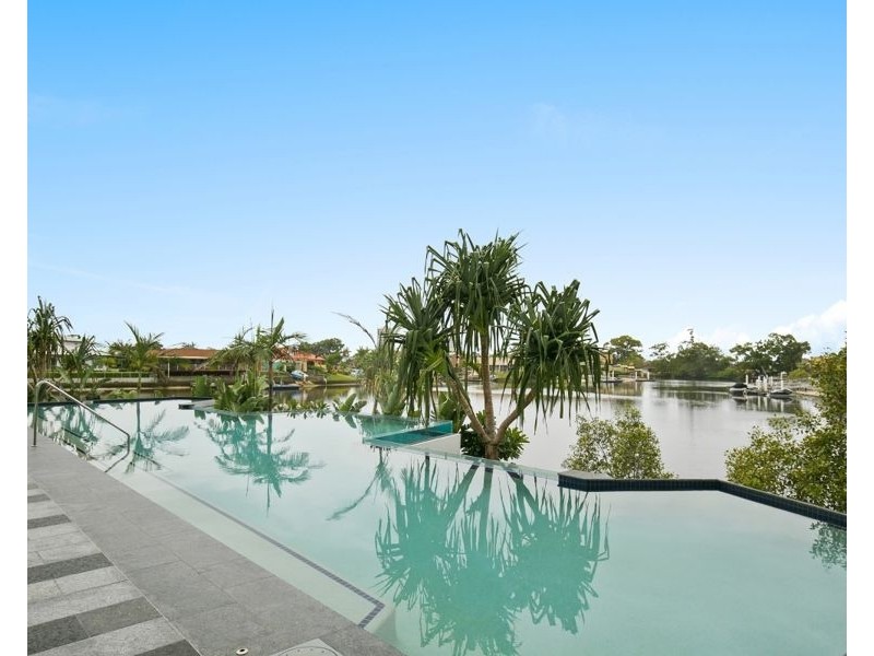 3701/5 Harbour Side Court, Biggera Waters QLD 4216