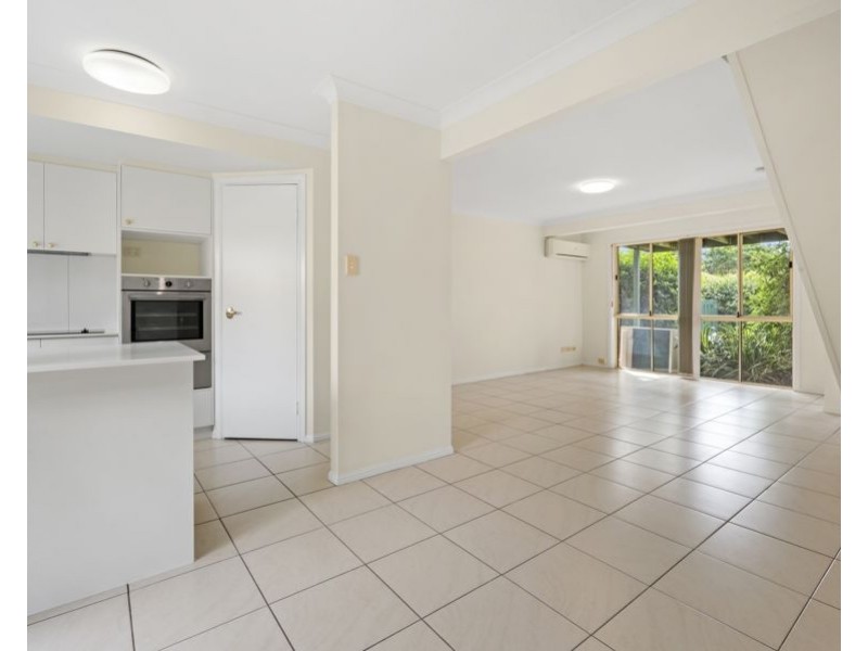 13/23 Tristan Court, Benowa QLD 4217