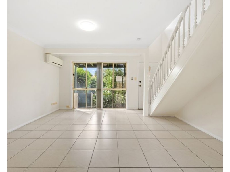 13/23 Tristan Court, Benowa QLD 4217