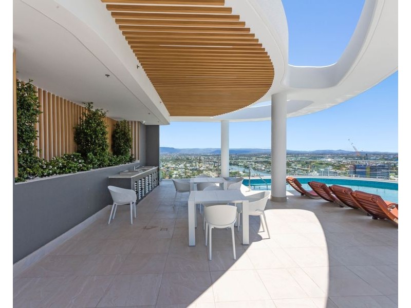 1704/28-30 Second Avenue, Broadbeach QLD 4218