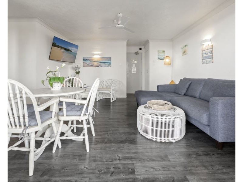 602/8 Albert Avenue, Broadbeach QLD 4218