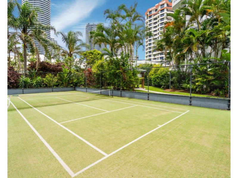 602/8 Albert Avenue, Broadbeach QLD 4218