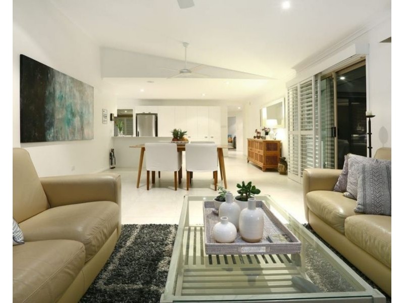 137 Camberwell Circuit, Robina QLD 4226