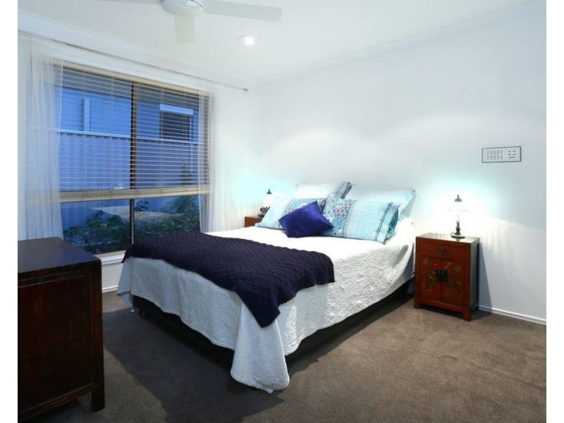 137 Camberwell Circuit, Robina QLD 4226