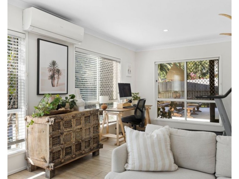 68 Thorngate Drive, Robina QLD 4226